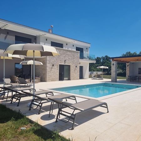 Luxury Villa Serena 2022 - With Heated Pool Cukrici Exteriör bild