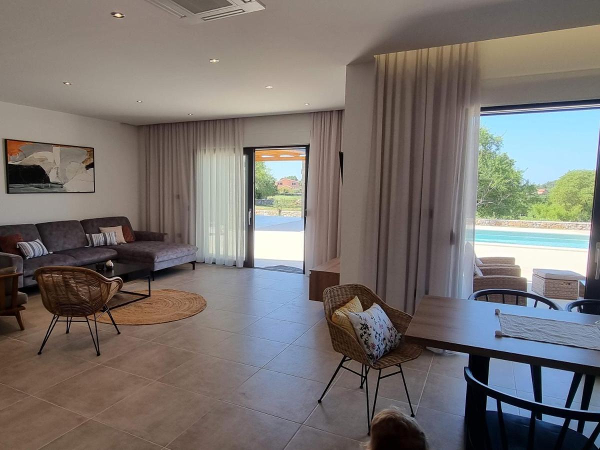 Luxury Villa Serena 2022 - With Heated Pool Cukrici Exteriör bild