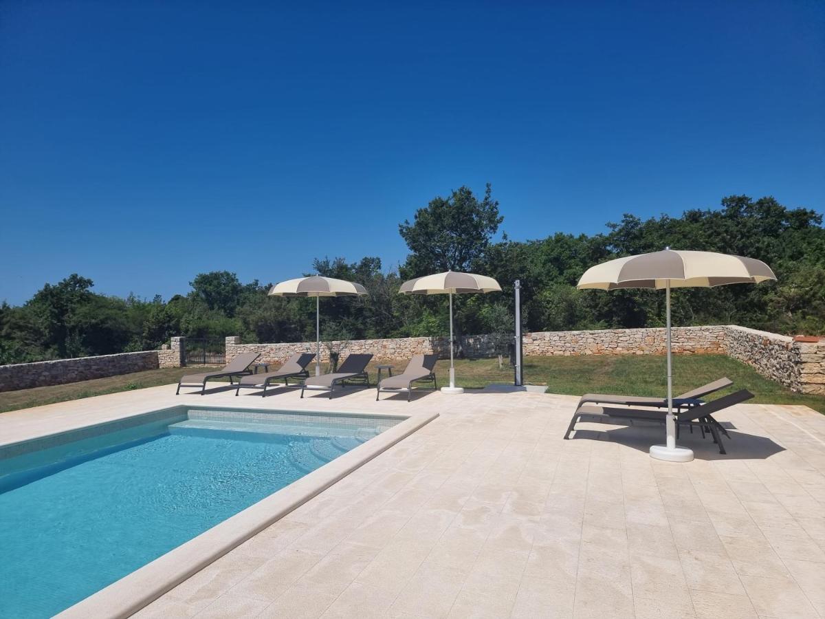 Luxury Villa Serena 2022 - With Heated Pool Cukrici Exteriör bild